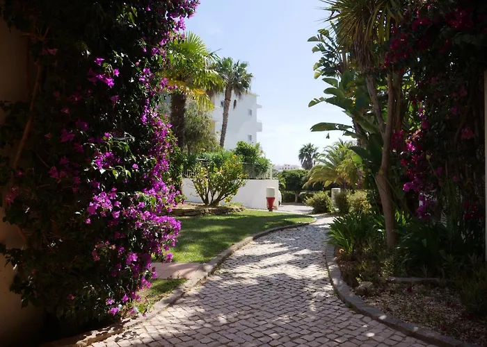 Apartamento Spacious Near Porto De Mos Beach, Lagos. *
