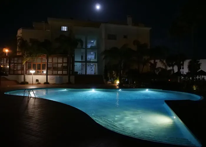 Apartamento Spacious Near Porto De Mos Beach, Lagos. *