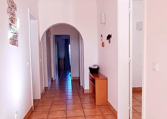Apartamento Spacious Near Porto De Mos Beach, Lagos. *