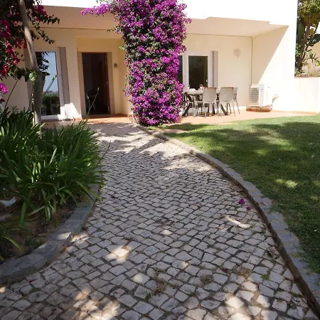 Spacious Near Porto De Mos Beach, Lagos. Appartement