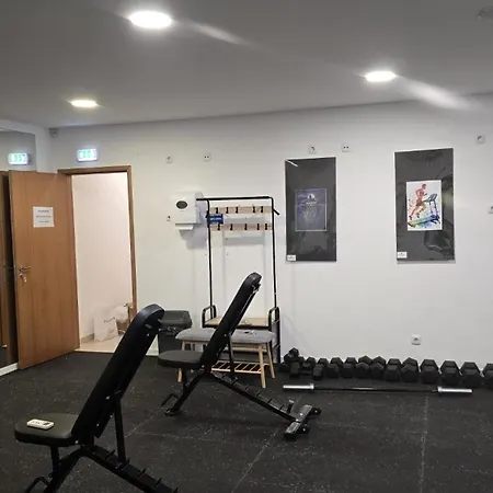 Spacious Near Porto De Mos Beach, Lagos. Lagos